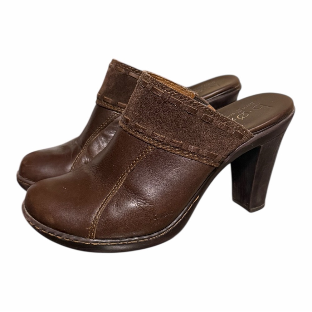 BOC Brown Leather Women's heeled  Mules Size .8. chunky hill clog
